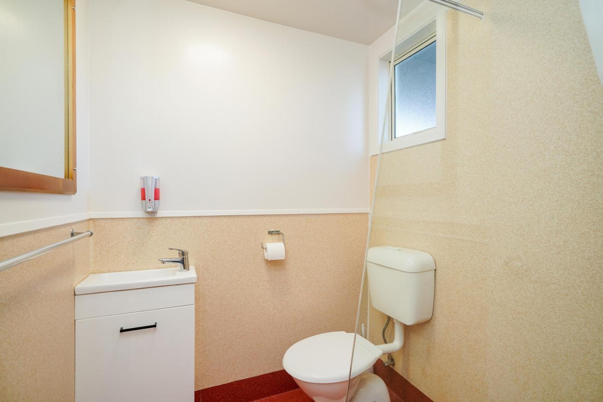 Beach Road Holiday Park Otatara 외부 사진